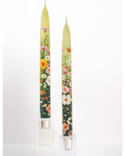Load image into Gallery viewer, Drip free artisan taper candle made in Lithuania