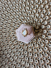 Load image into Gallery viewer, Opal ring 
